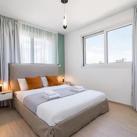 Lavra Residences Viii דירה לימסול